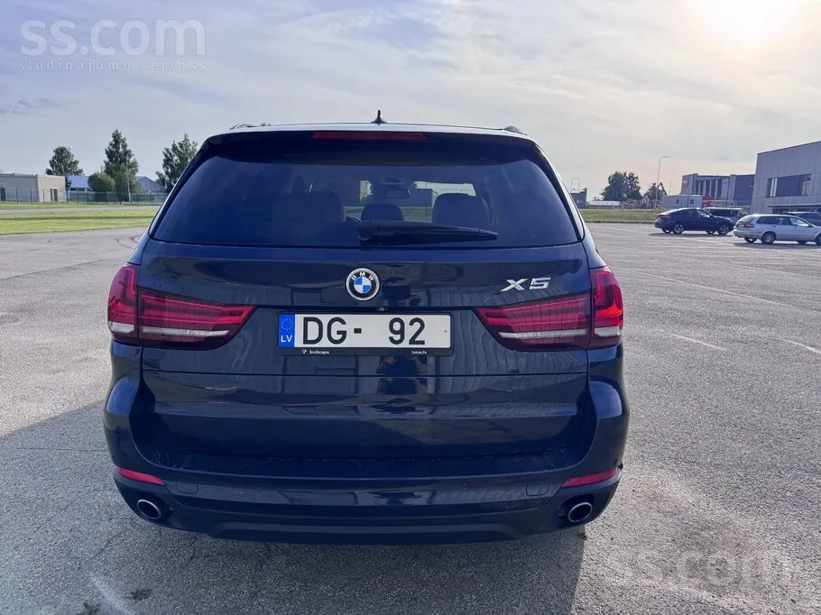 BMW X5 2015 photo 5