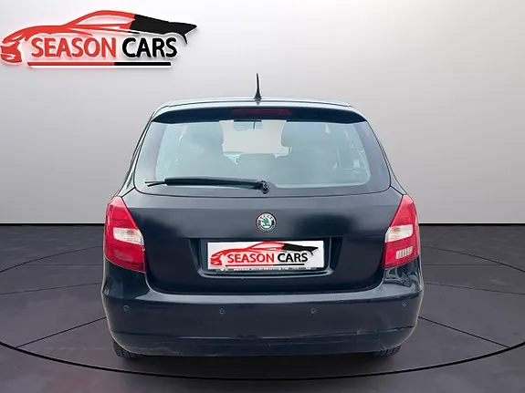 Skoda Fabia 2008 photo 5