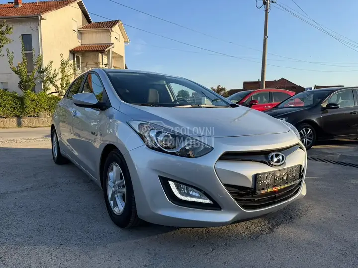 Hyundai I30 2015 photo 2