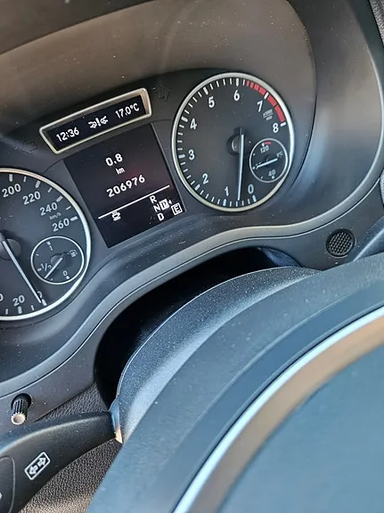 Mercedes-Benz B180 2012 photo 4