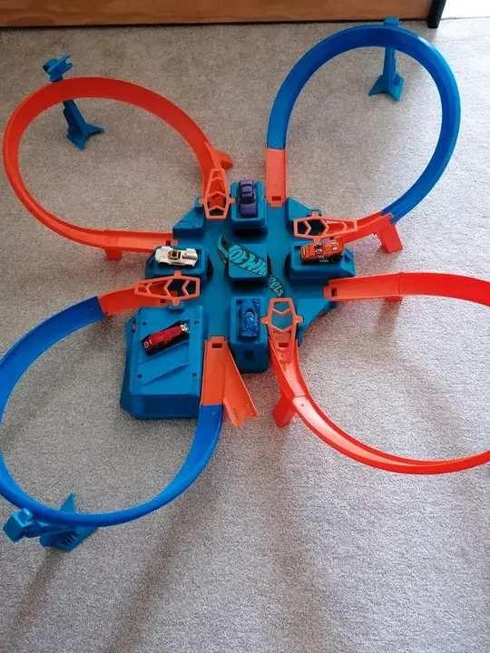 Hot Wheels Track Set