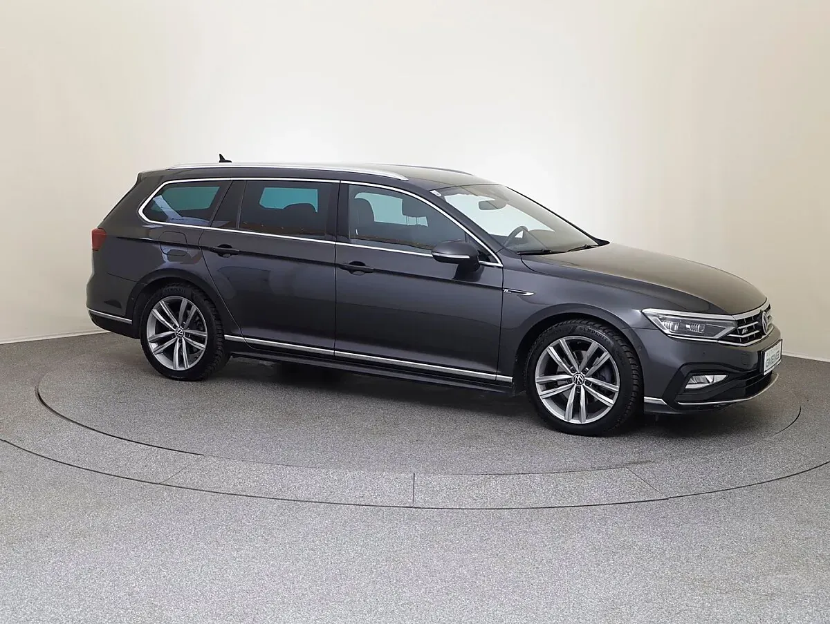 Volkswagen Passat 2021 photo 3