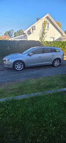 Volvo V60 2014 photo 2