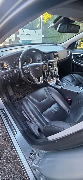 Volvo V60 2014 photo 3