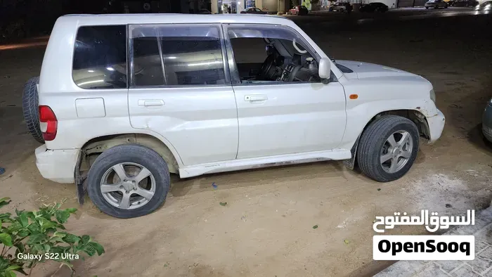 Mitsubishi Other 2004 photo 3