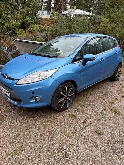 Ford Fiesta 2009 photo 2