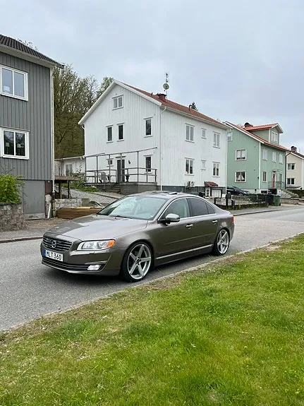Volvo S80