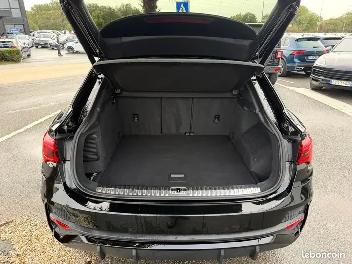 Audi Q3 2023 photo 5
