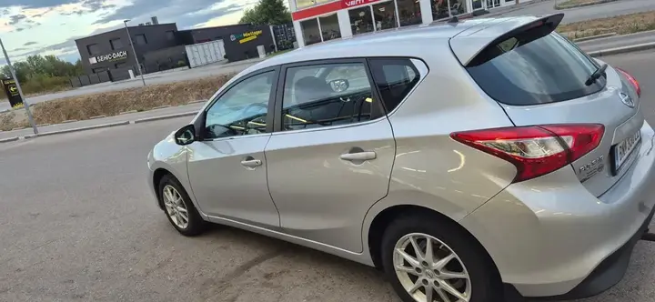 Nissan Pulsar 2015 photo 2