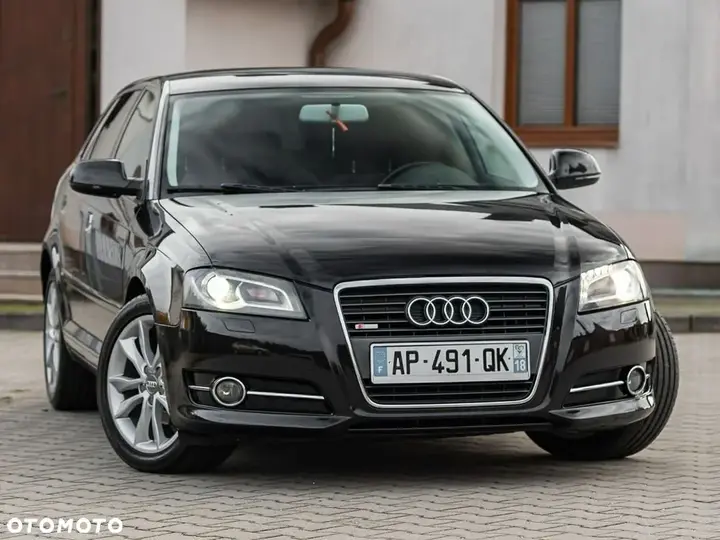 Audi A3 Sportback 2010 photo 4