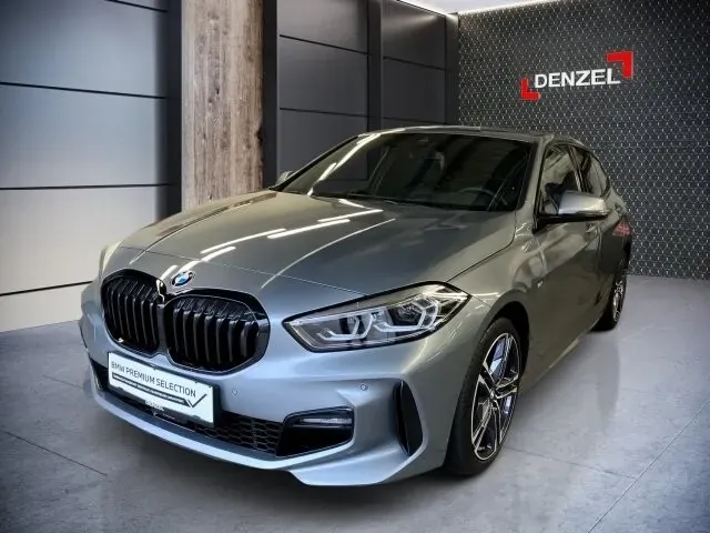 BMW 1 Series 2024 photo 2
