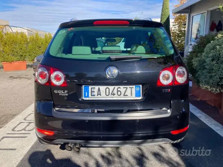 Volkswagen Golf 2010 photo 5