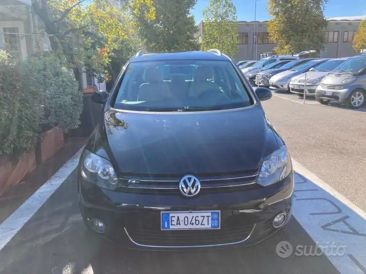 Volkswagen Golf 2010 photo 3