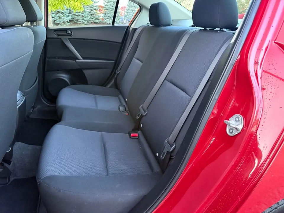 Mazda 3 2010 photo 4