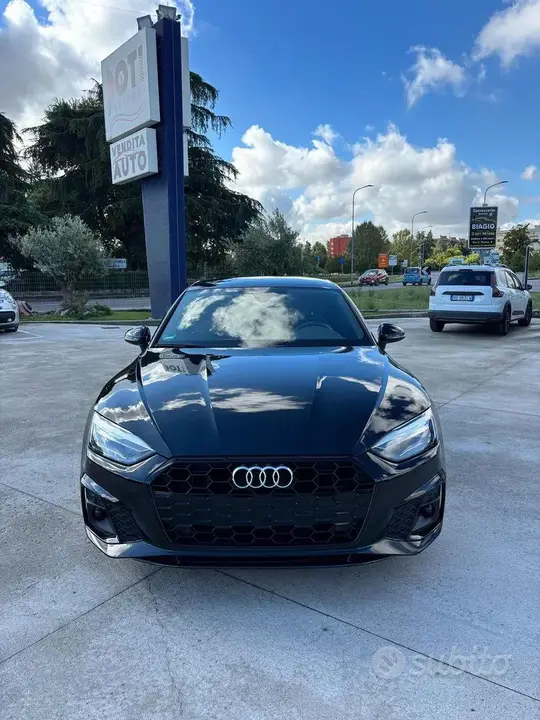 Audi A5 2022 photo 2