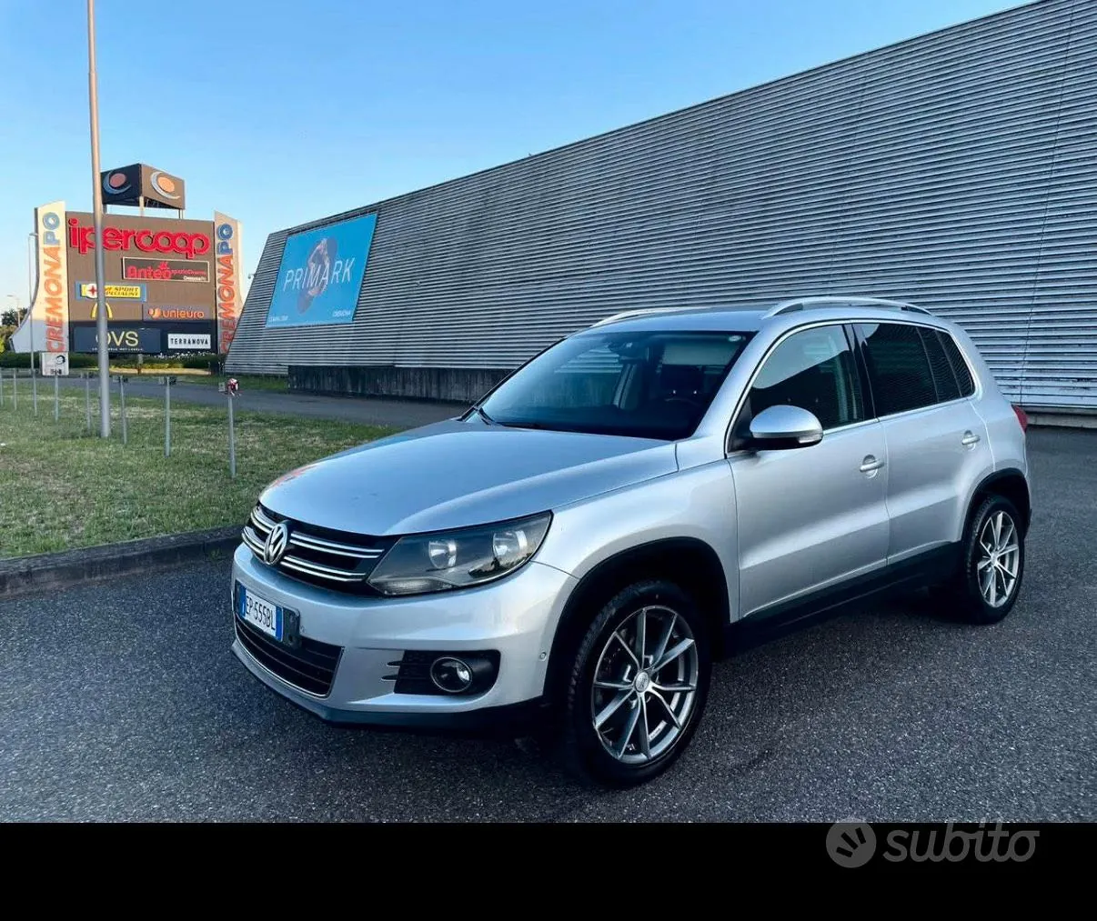Volkswagen Tiguan 2012 photo 2