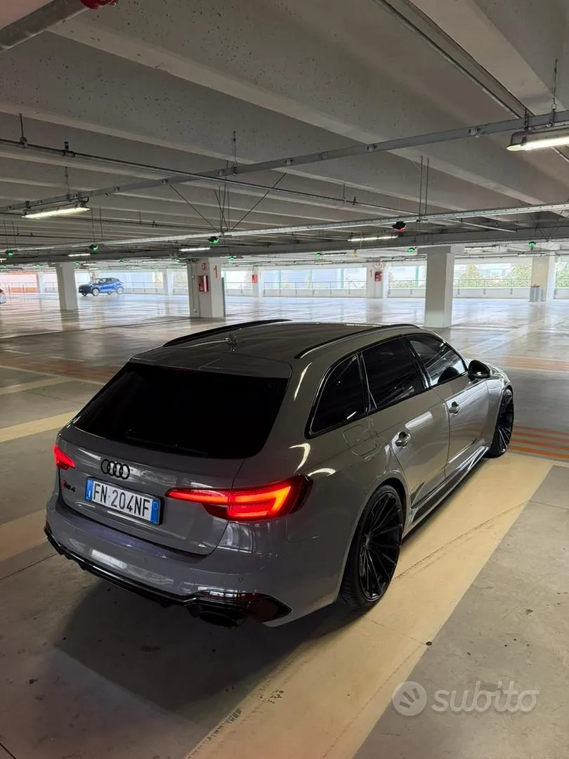 Audi Rs4 2018 photo 3