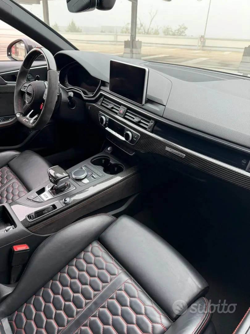 Audi Rs4 2018 photo 5