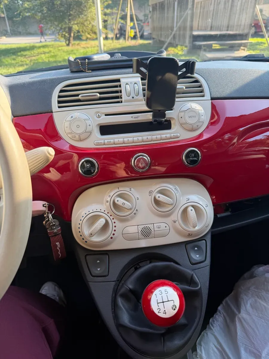 Fiat 500 2011 photo 2