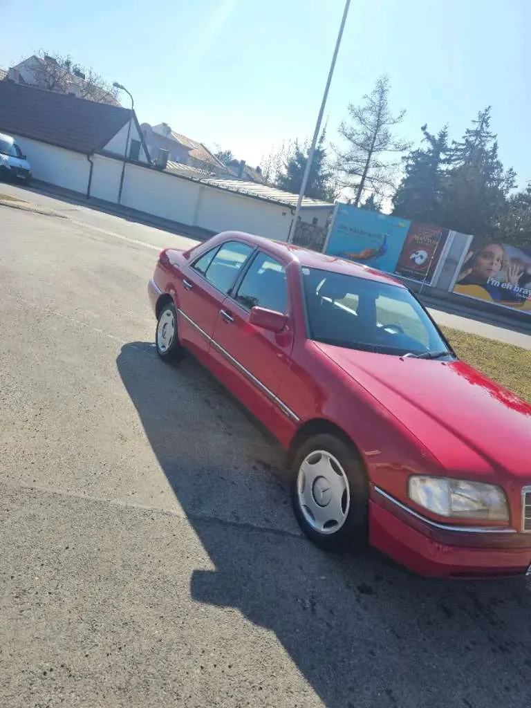 Mercedes-Benz C-Class 1994 photo 2