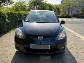 Mazda 2 2008 photo 2