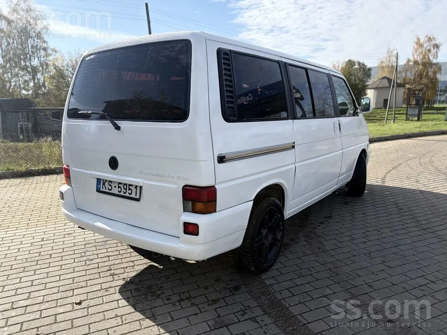 Volkswagen Caravelle 1996 photo 3