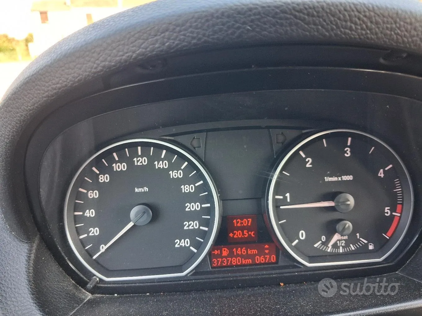 BMW 1 Series 2010 photo 4