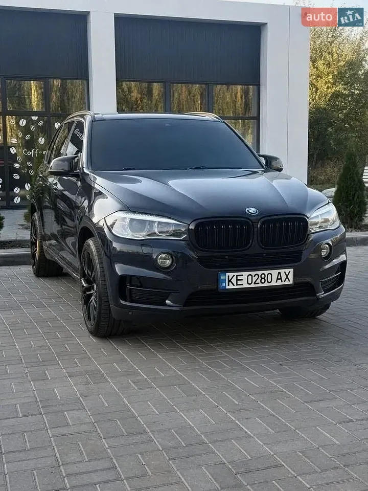 BMW X5 2015 photo 2