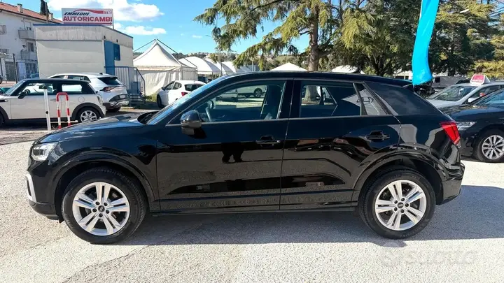 Audi Q2 2023 photo 2