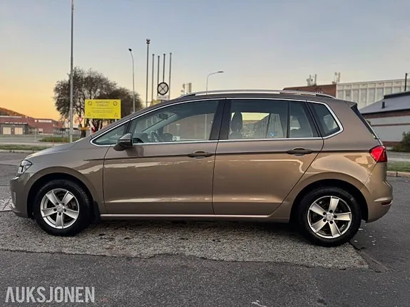 Volkswagen Golf Sportsvan 2015 photo 4