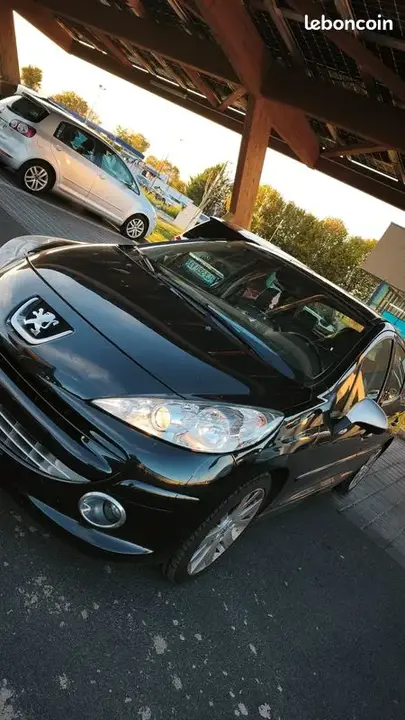 Peugeot 207 2007 photo 2