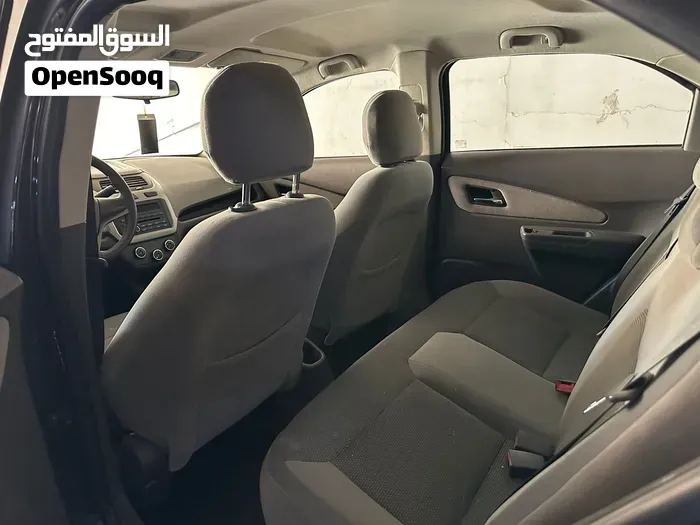 Chevrolet Cobalt 2018 photo 3