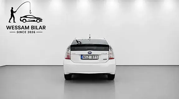 Toyota Prius Plug-In Hybrid 2013 photo 4