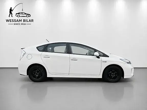 Toyota Prius Plug-In Hybrid 2013 photo 5