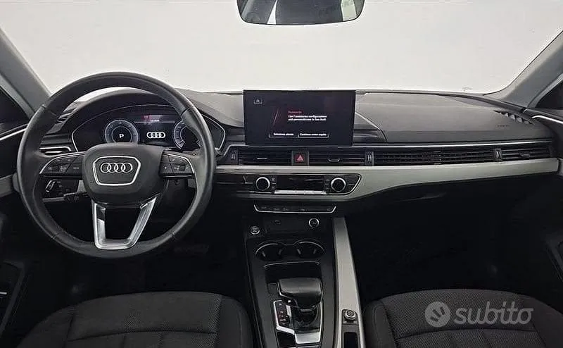Audi A4 Avant 2023 photo 3