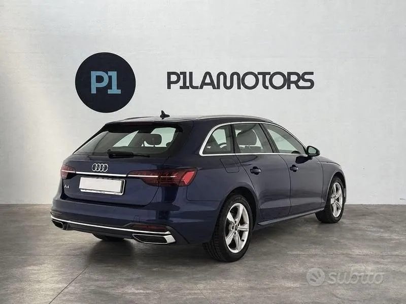 Audi A4 Avant 2023 photo 2