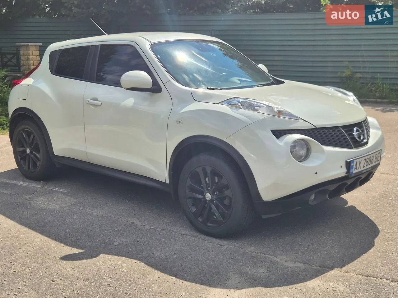 Nissan Juke 2011 photo 3