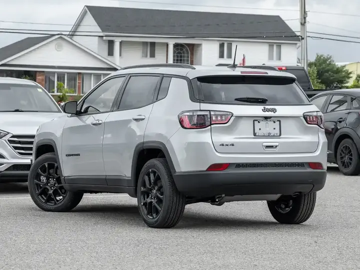 Jeep Compass 2026 photo 5