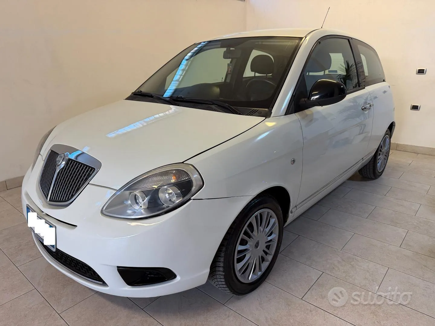 Lancia Ypsilon