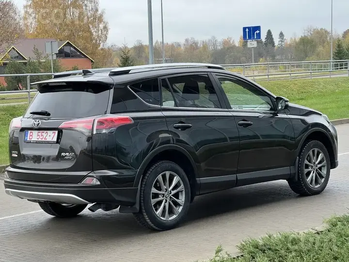 Toyota Rav4 2015 photo 5