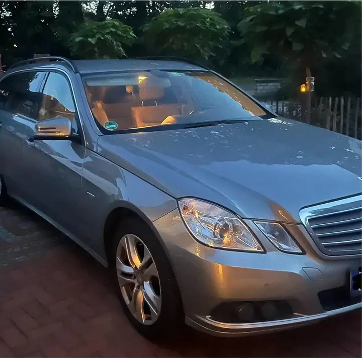 Mercedes-Benz E 220 Cdi