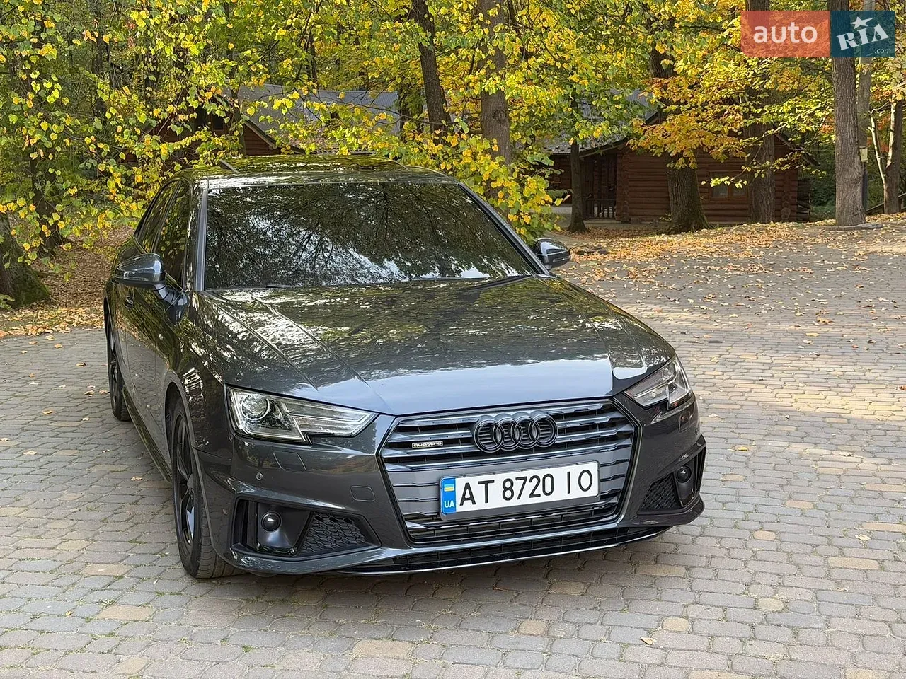 Audi A4 2019 photo 2