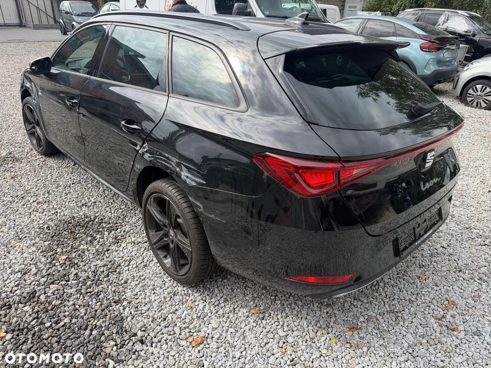 Seat Leon 2025 photo 4