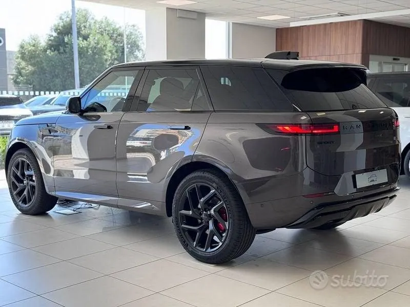 Land Rover Range Rover Sport 2026 photo 5