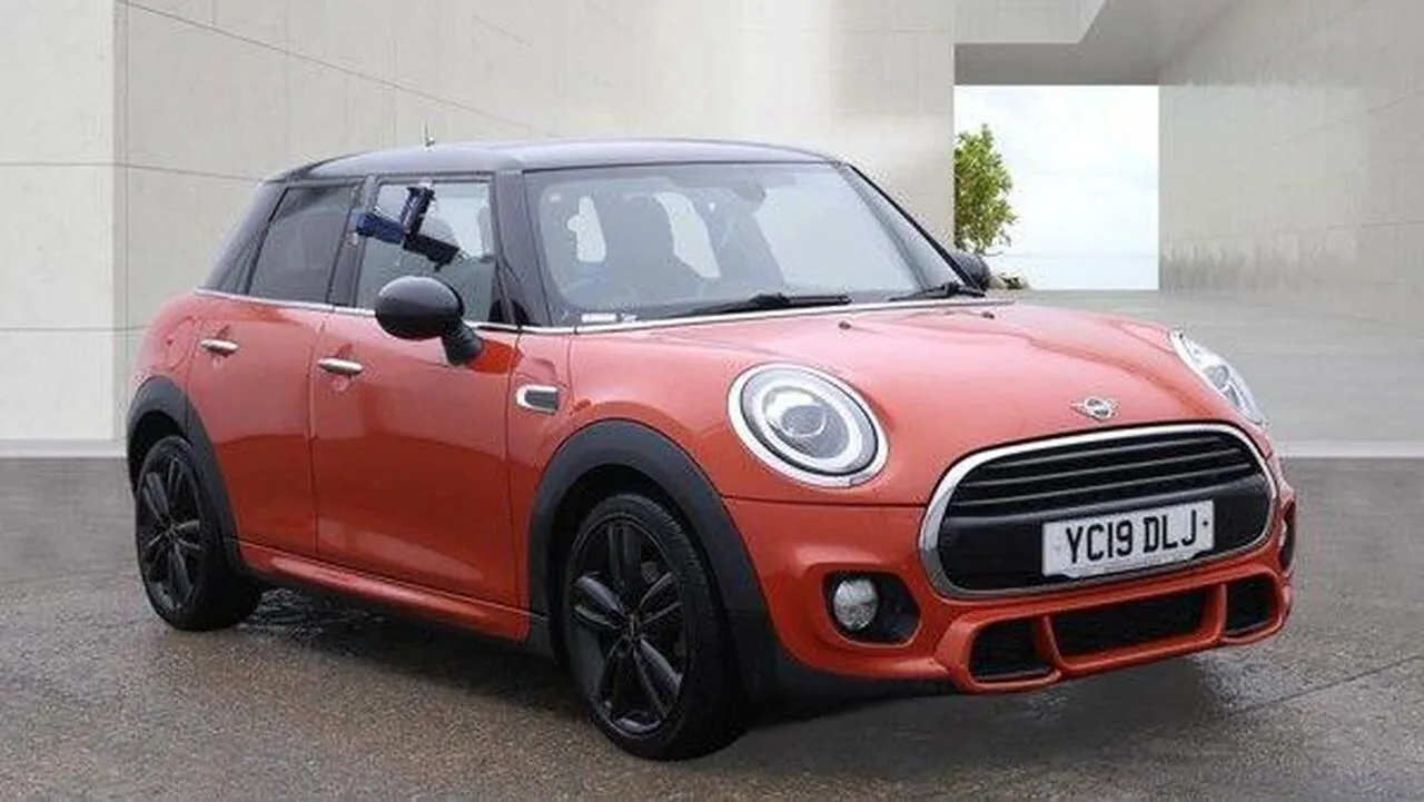Mini Hatch