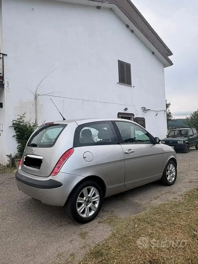 Lancia Ypsilon 2005 photo 3
