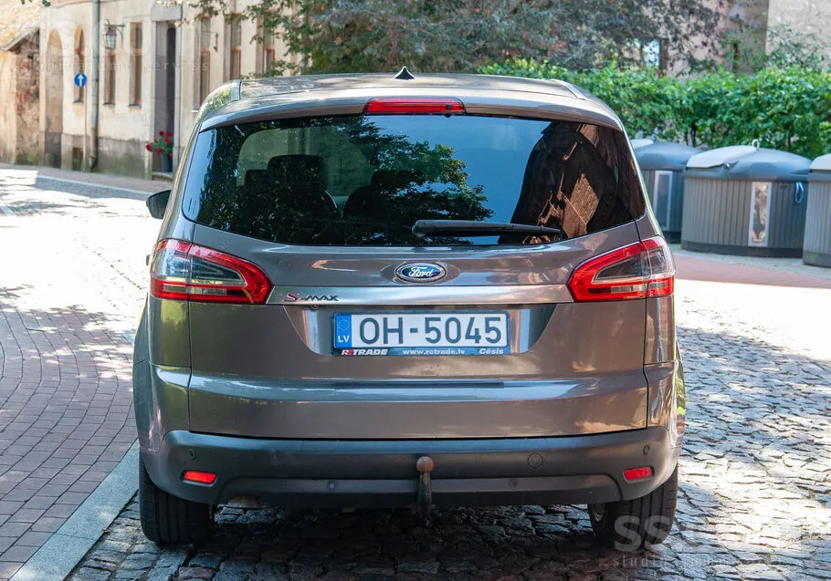 Ford S-Max 2012 photo 3
