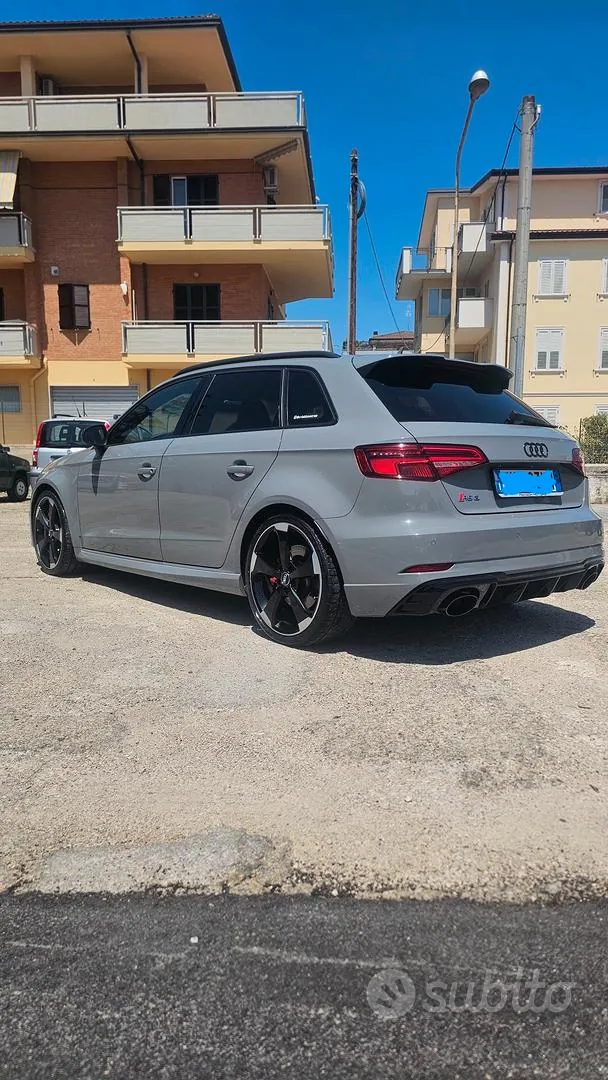 Audi Rs3 2017 photo 2