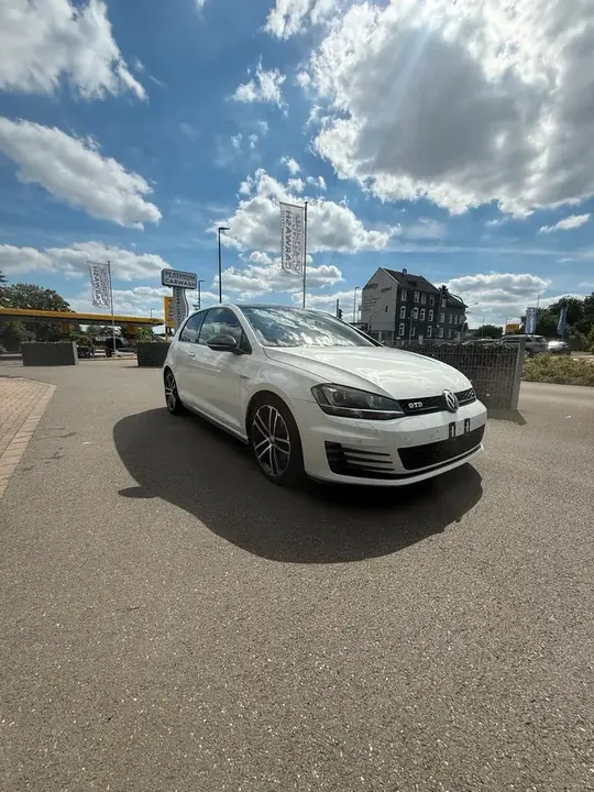 Volkswagen Golf 7