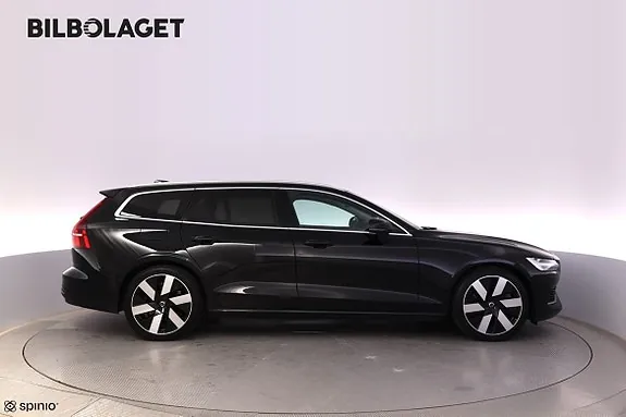 Volvo V60 2024 photo 2